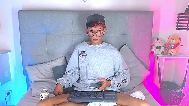 Billie Turner  online show from 09/29/25, 07:35