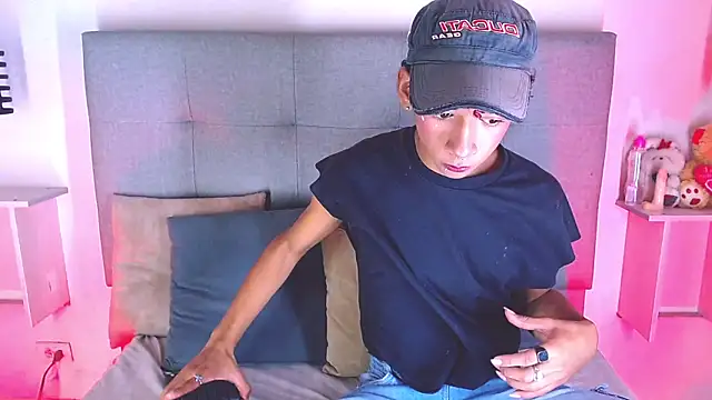 Billie Turner  online show from 10/07/25, 05:04