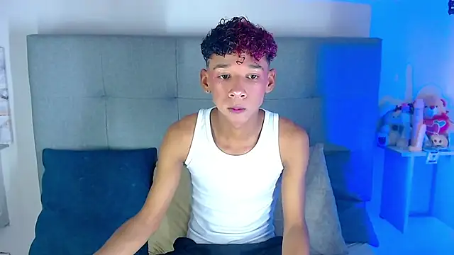 Billie Turner  online show from 10/12/25, 04:00