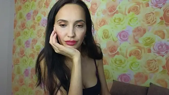 Snapshot of Lillian-Clark chatting on 12/01/25, 11:26 Lillian-Clark online show from 12/01/25, 11:26