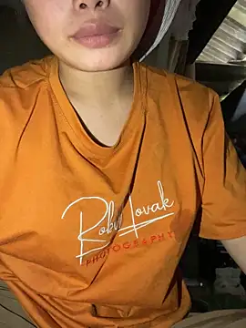 Van xx online show from 10/31/25, 02:34