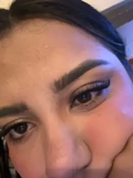 Snapshot of SienaWild chatting on 11/21/25, 04:22 SienaWild online show from 11/21/25, 04:22