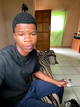 Snapshot of thatotheroneguy chatting on 10/18/25, 01:34 thatotheroneguy online show from 10/18/25, 01:34