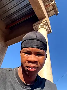 Snapshot of thatotheroneguy chatting on 10/19/25, 05:30 thatotheroneguy online show from 10/19/25, 05:30