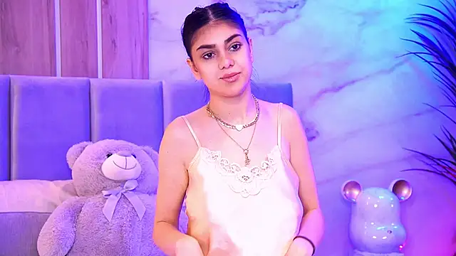 ZaraCapri online show from 11/02/25, 08:17