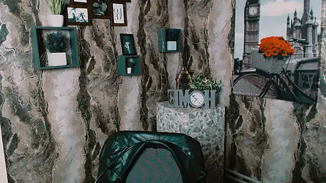 EmmaCat  online show from 09/24/25, 04:27