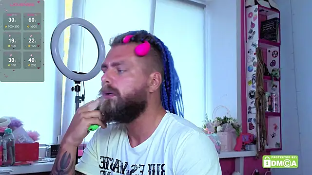  wayan  online show from 10/24/25, 05:59