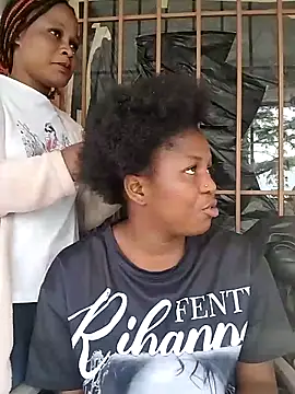 BlondieBitch online show from 11/29/25, 03:26