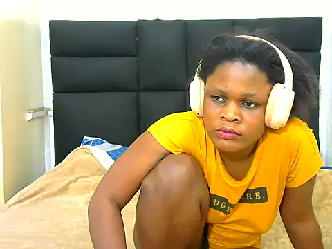 BlondieBitch online show from 07/28/26, 02:13