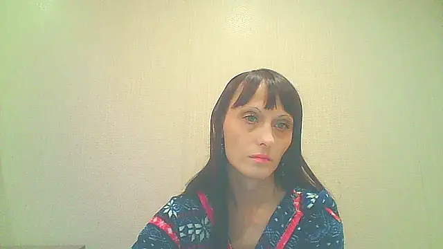Snapshot of Irivana chatting on 09/19/25, 01:56 Irivana online show from 09/19/25, 01:56