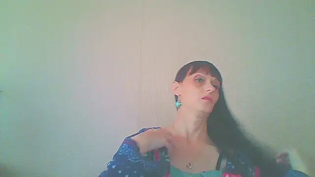 Snapshot of Irivana chatting on 09/20/25, 10:38 Irivana online show from 09/20/25, 10:38
