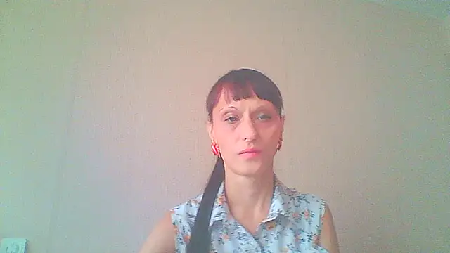 Snapshot of Irivana chatting on 09/29/25, 07:02 Irivana online show from 09/29/25, 07:02