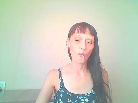 Snapshot of Irivana chatting on 10/12/25, 08:02 Irivana online show from 10/12/25, 08:02