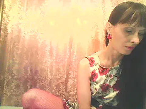 Snapshot of Irivana chatting on 11/04/25, 06:18 Irivana online show from 11/04/25, 06:18