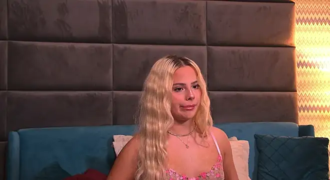 YssabelFox online show from 10/17/25, 03:31