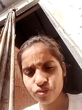 Saloni-Gupta online show from 12/17/25, 07:36