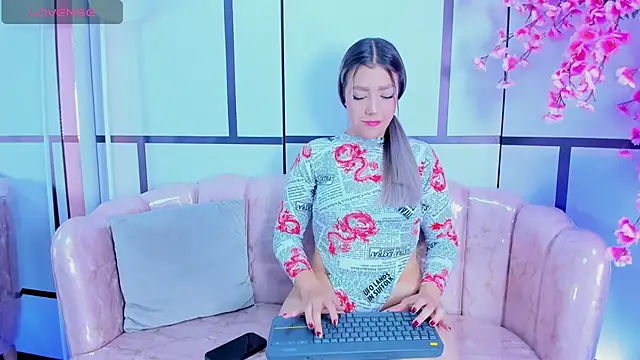 BlairJones  online show from 09/26/25, 12:53