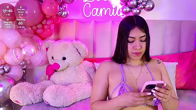 sofiawalker online show from 10/17/25, 05:04