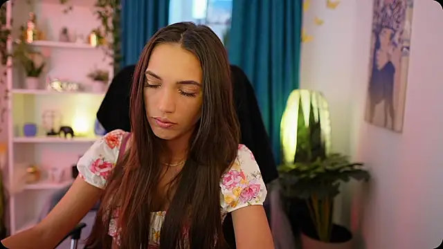 Snapshot of Alexis_Love_ chatting on 10/03/25, 01:08 Alexis Love  online show from 10/03/25, 01:08