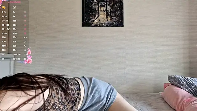 Snapshot of BritniMaddocks chatting on 11/20/25, 08:14 BritniMaddocks online show from 11/20/25, 08:14