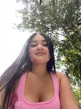 Snapshot of Alanasole chatting on 10/19/25, 06:52 Alanasole online show from 10/19/25, 06:52