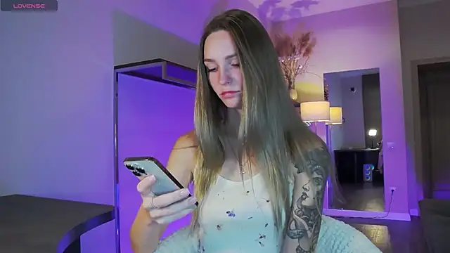 Melloudy online show from 09/29/25, 05:34