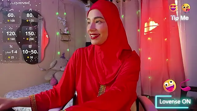 Snapshot of ShanaJamil chatting on 11/03/25, 12:06 ShanaJamil online show from 11/03/25, 12:06