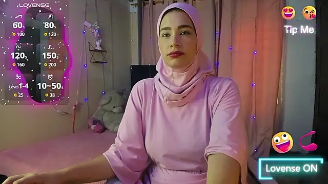 Snapshot of ShanaJamil chatting on 01/10/26, 12:18 ShanaJamil online show from 01/10/26, 12:18