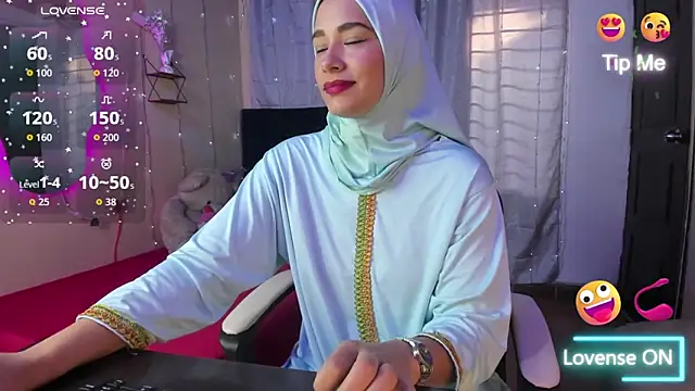 Snapshot of ShanaJamil chatting on 02/17/26, 12:12 ShanaJamil online show from 02/17/26, 12:12