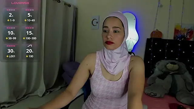 Snapshot of ShanaJamil chatting on 03/08/26, 01:15 ShanaJamil online show from 03/08/26, 01:15