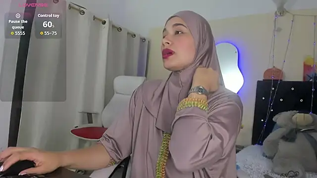 Snapshot of ShanaJamil chatting on 03/14/26, 03:50 ShanaJamil online show from 03/14/26, 03:50