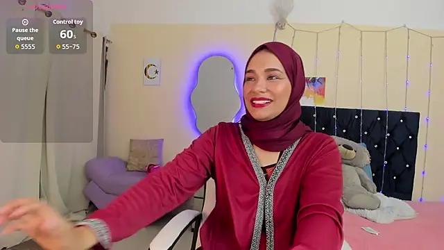 Snapshot of ShanaJamil chatting on 04/28/26, 12:10 ShanaJamil online show from 04/28/26, 12:10