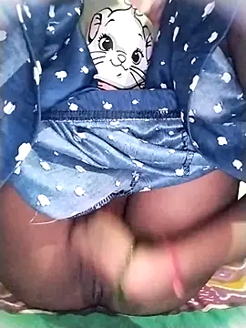 Snapshot of Rapunzal chatting on 10/05/25, 06:34 Rapunzal online show from 10/05/25, 06:34