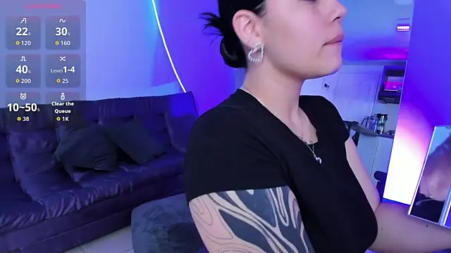 Snapshot of nicoblake chatting on 09/27/25, 12:43 nicoblake online show from 09/27/25, 12:43