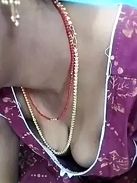 Richa-sexyhot online show from 09/15/25, 08:25