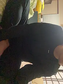 Snapshot of yu_kidayo chatting on 10/15/25, 02:06 yu kidayo online show from 10/15/25, 02:06