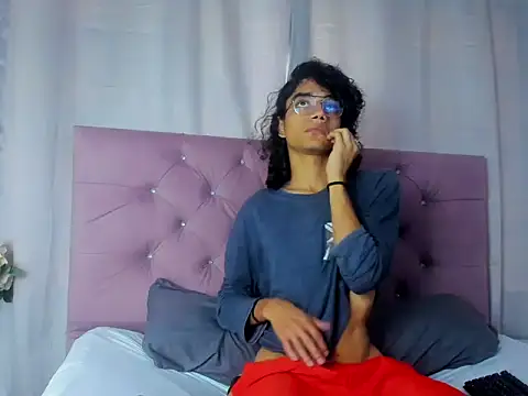 EthanBlackwoodd online show from 09/30/25, 08:03