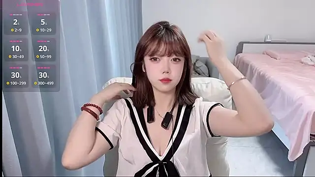 Lucky Cici online show from 10/11/25, 11:25