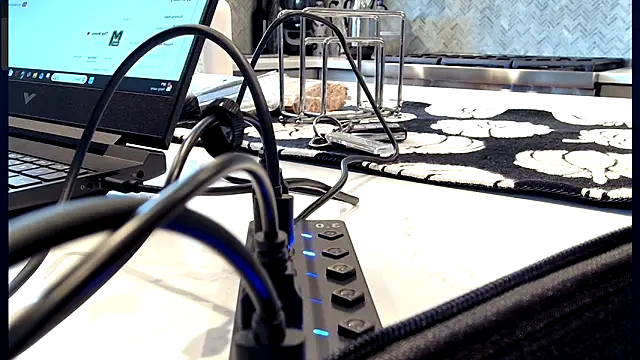 Snapshot of 3totangox chatting on 11/07/25, 07:25 3totangox online show from 11/07/25, 07:25