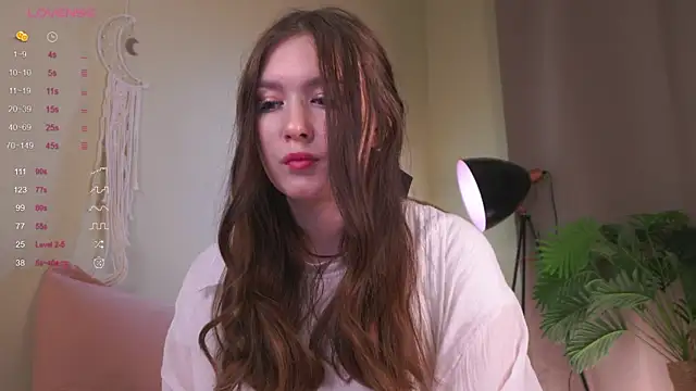 AlinaOrf online show from 12/04/25, 05:17