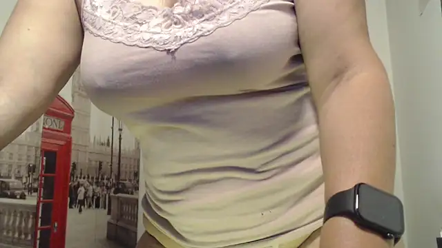 Alejandra mature online show from 09/12/25, 10:54