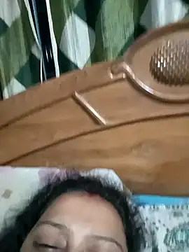 Snapshot of Deliciouskimi chatting on 11/06/25, 08:21 Deliciouskimi online show from 11/06/25, 08:21