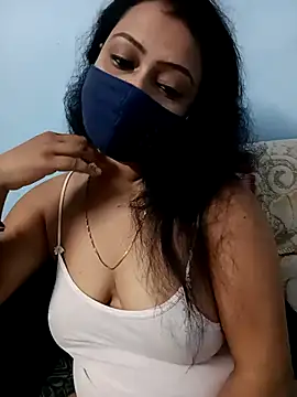 Snapshot of Deliciouskimi chatting on 11/16/25, 06:13 Deliciouskimi online show from 11/16/25, 06:13