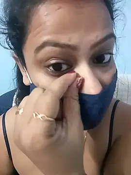 Snapshot of Deliciouskimi chatting on 11/19/25, 06:30 Deliciouskimi online show from 11/19/25, 06:30