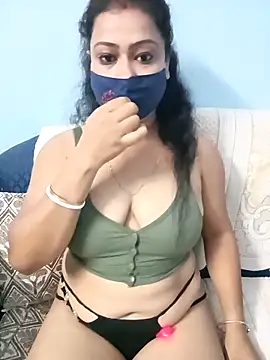 Snapshot of Deliciouskimi chatting on 12/02/25, 05:41 Deliciouskimi online show from 12/02/25, 05:41