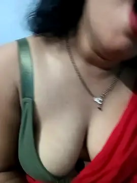 Snapshot of Deliciouskimi chatting on 12/03/25, 10:57 Deliciouskimi online show from 12/03/25, 10:57