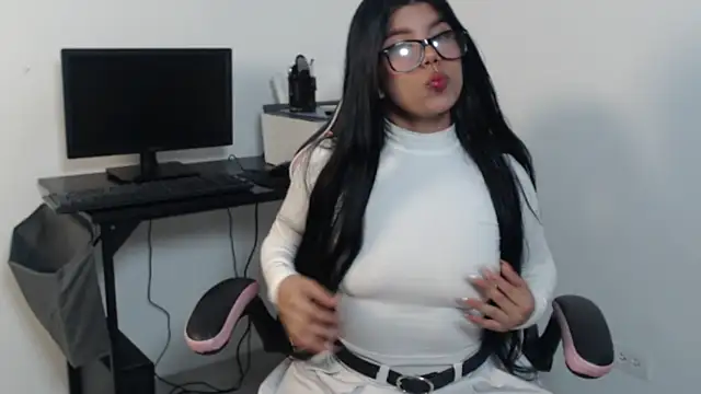 MayaScott11 online show from 04/27/26, 07:12