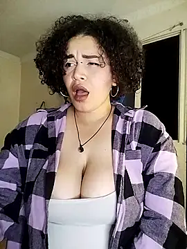 Julie wallace online show from 11/07/25, 09:59