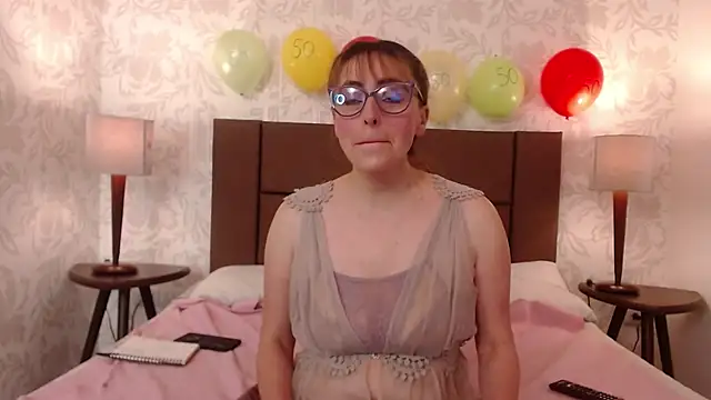 Snapshot of Ava_Raye chatting on 09/19/25, 07:47 Ava Raye online show from 09/19/25, 07:47