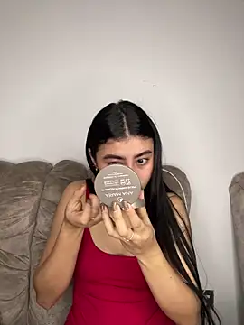 Isabella Montoya online show from 09/28/25, 12:54